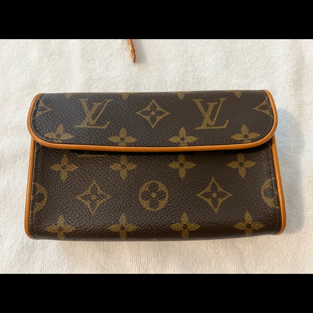 Pre-owned Louis Vuitton Florentine Pochette Monogram Canvas - Picture 1 of 16